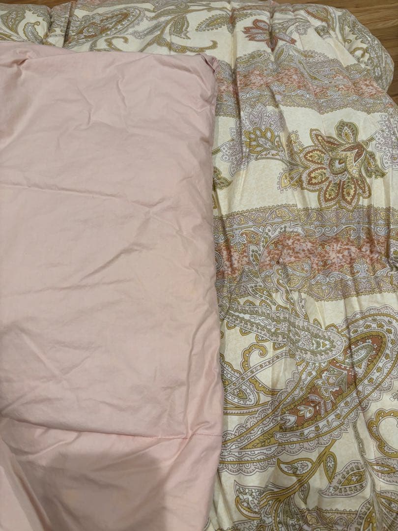 ペイズリー柄　羽毛掛け布団 190x210cm ダブル1.8kg