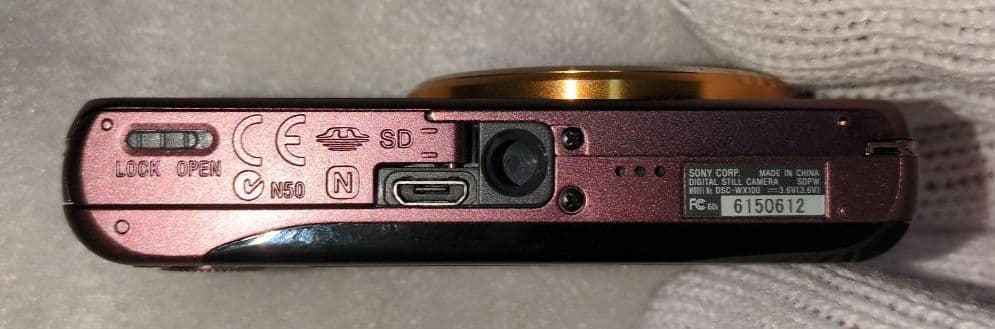 デジカメ　SONY　Cyber-shot　DSC-WX100 （本体のみ）