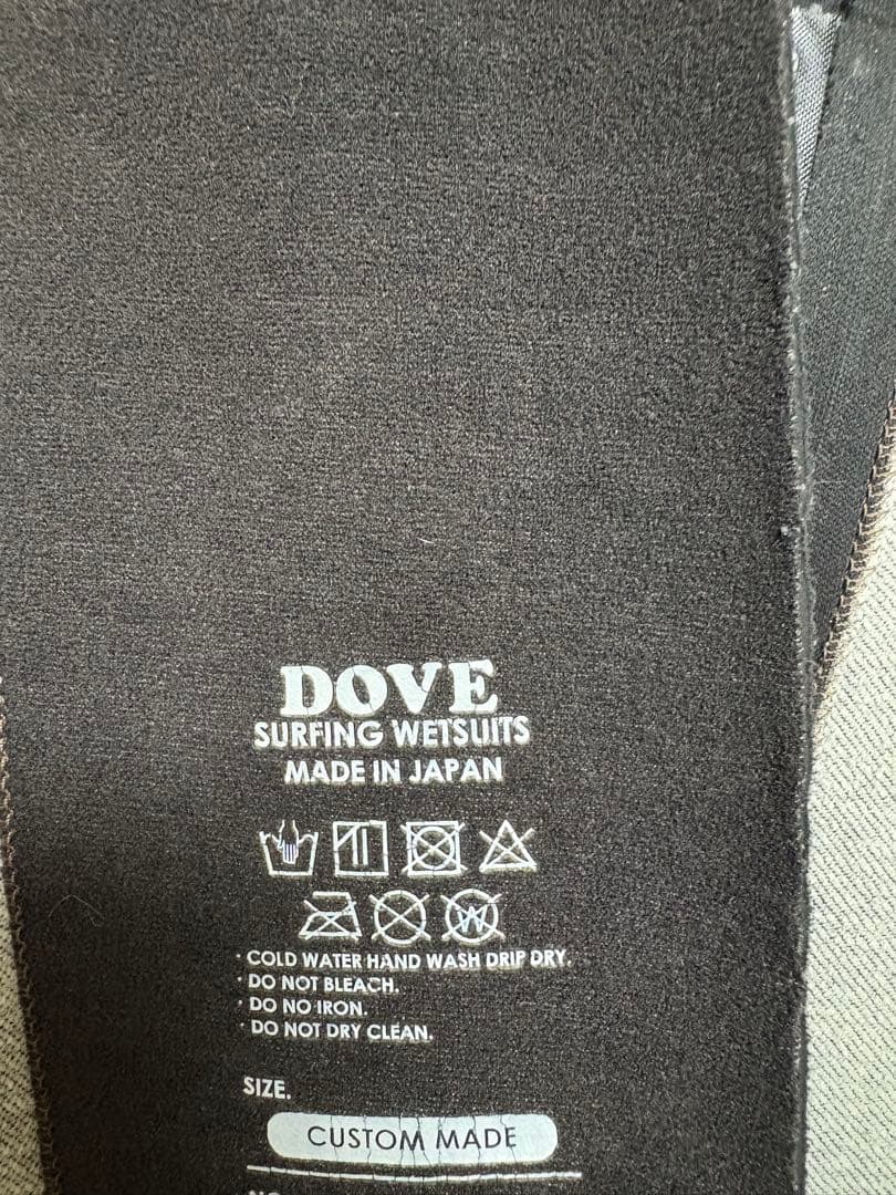 DOVE 冬用ウェットスーツ　ブラック