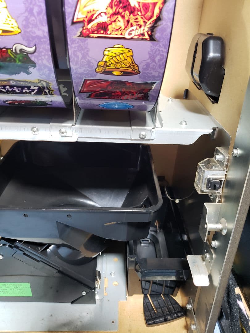 パチスロ　実機　ベルセルク　5号機【希少　懐かし　スロット】