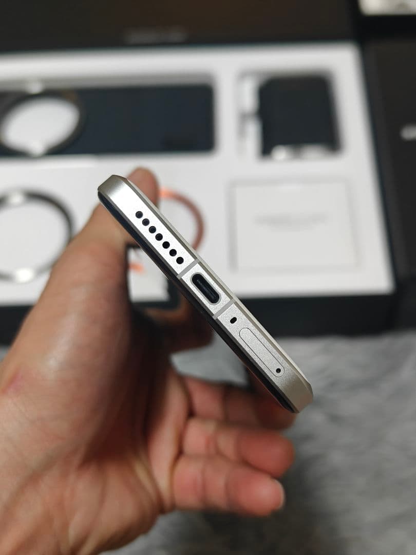 Xiaomi 14 Ultra ホワイト + photography kit