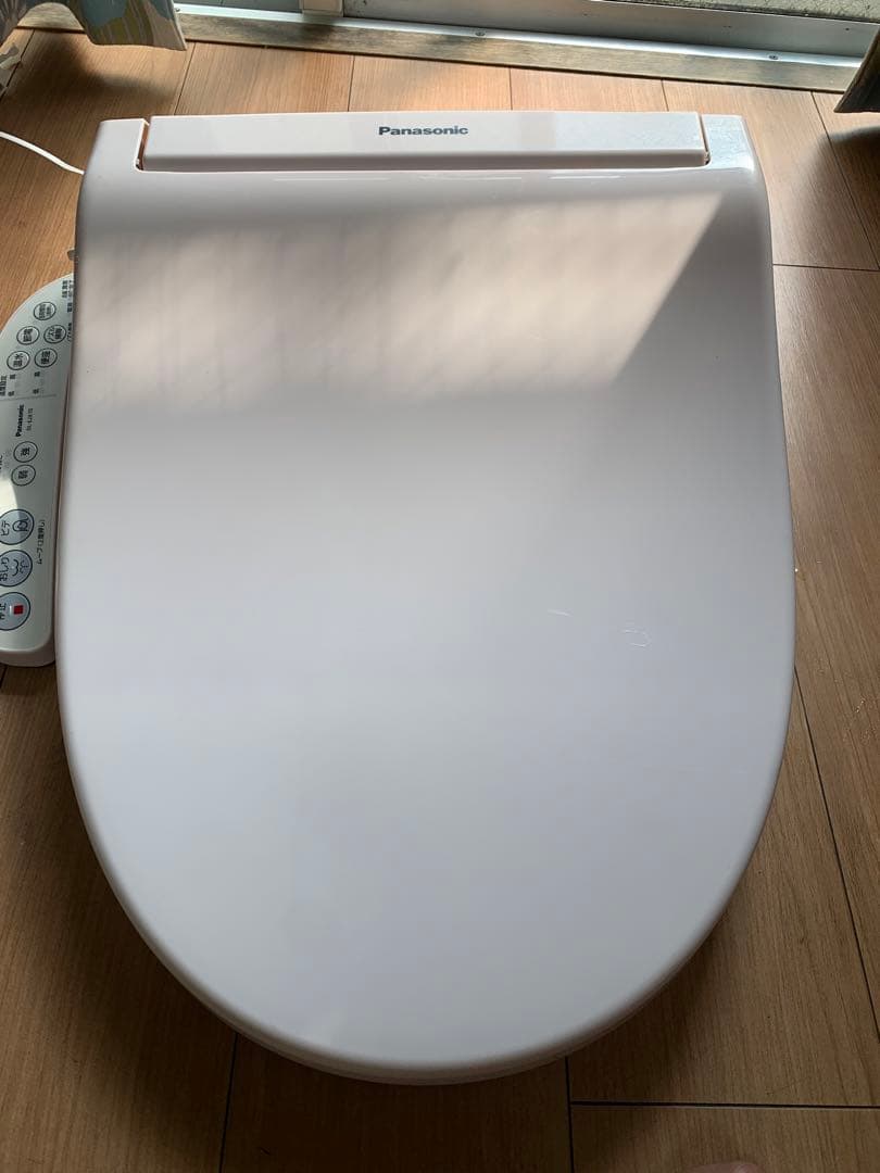 【Panasonic】温水洗浄便座　DL-EJX10-P 2016年