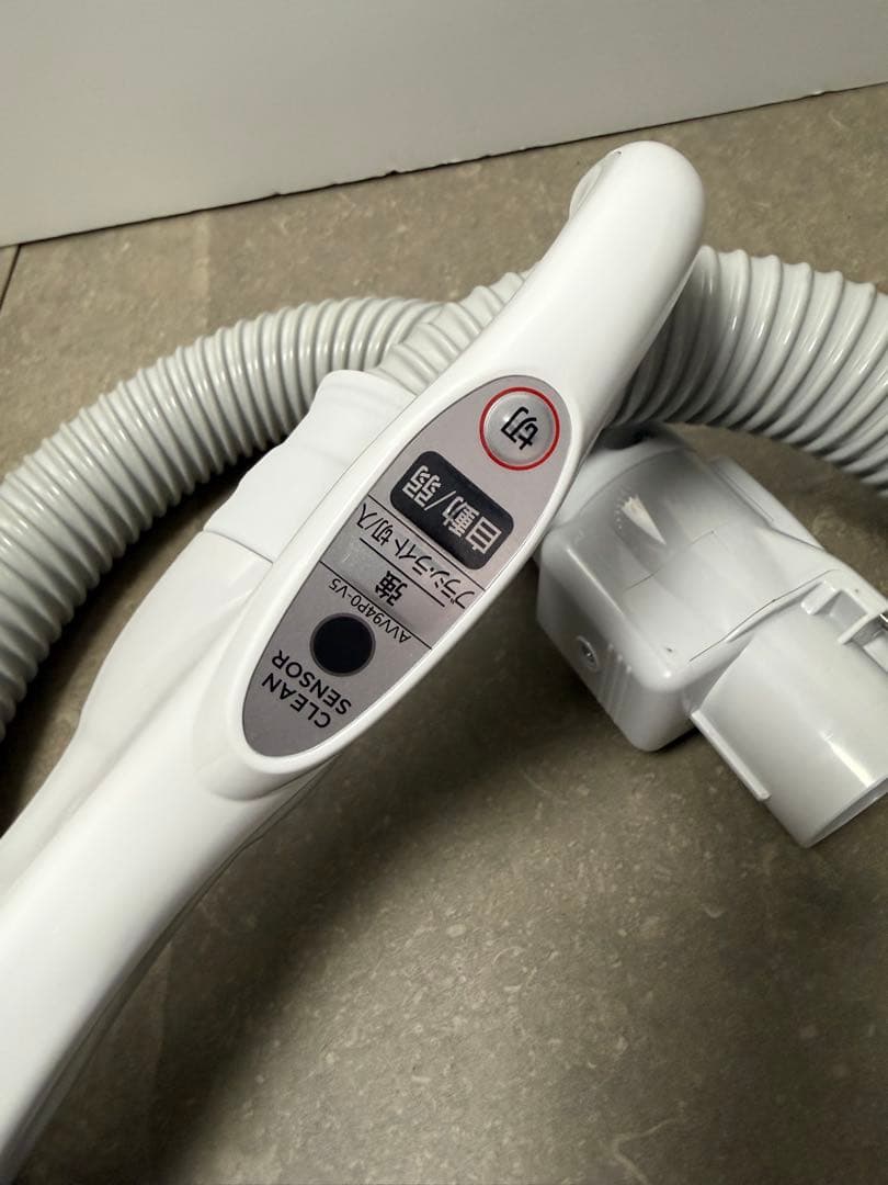 パナソニック◇紙パック式キャニスター掃除機 MC-PJ240G-W ホワイト