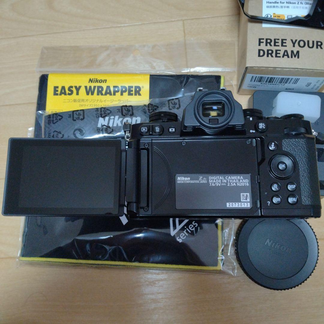 Nikon Zfc 16-50mmキット　ブラック