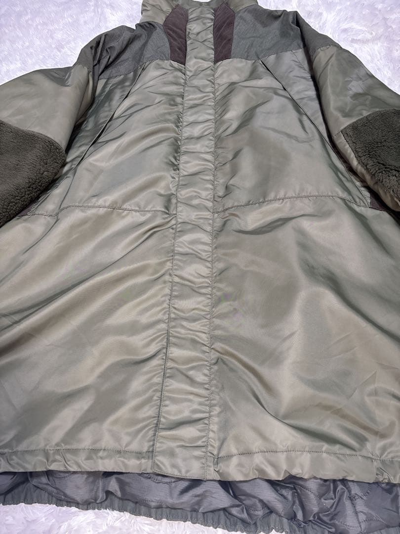 美品　完売etsinta モンスター中綿オーバーコート