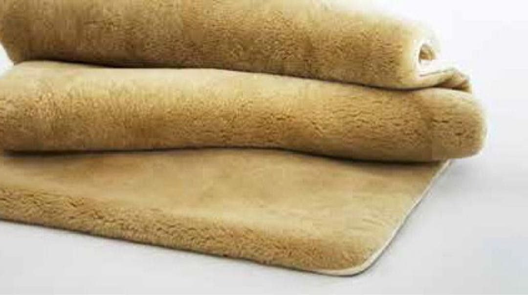 ムートン100% 敷きパッド(シングルサイズ)