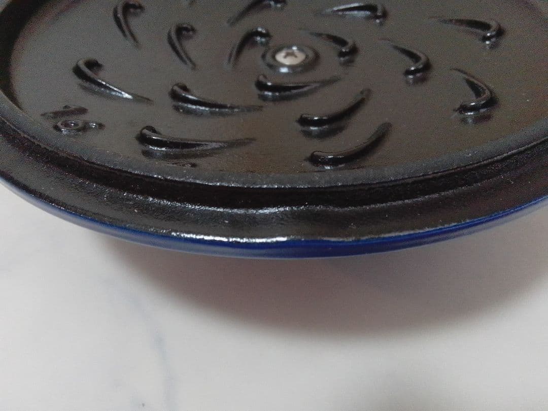 未使用 STAUB ストウブ 16cm GOHAN ゴハン М ブルー 鍋敷き付