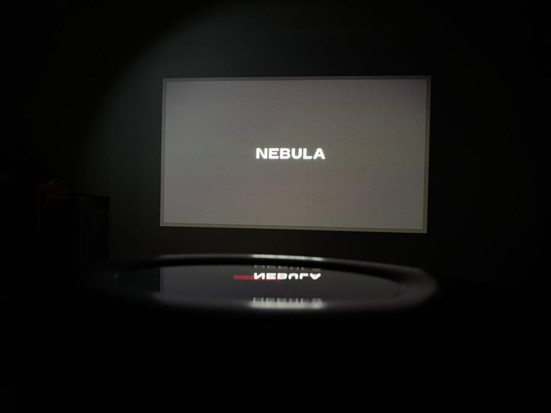 プロジェクター　ANKER NEBULA Cosmos ネビュラ　動作確認済