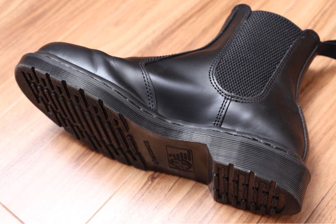 Dr.Martens チェルシーブーツ　25センチ