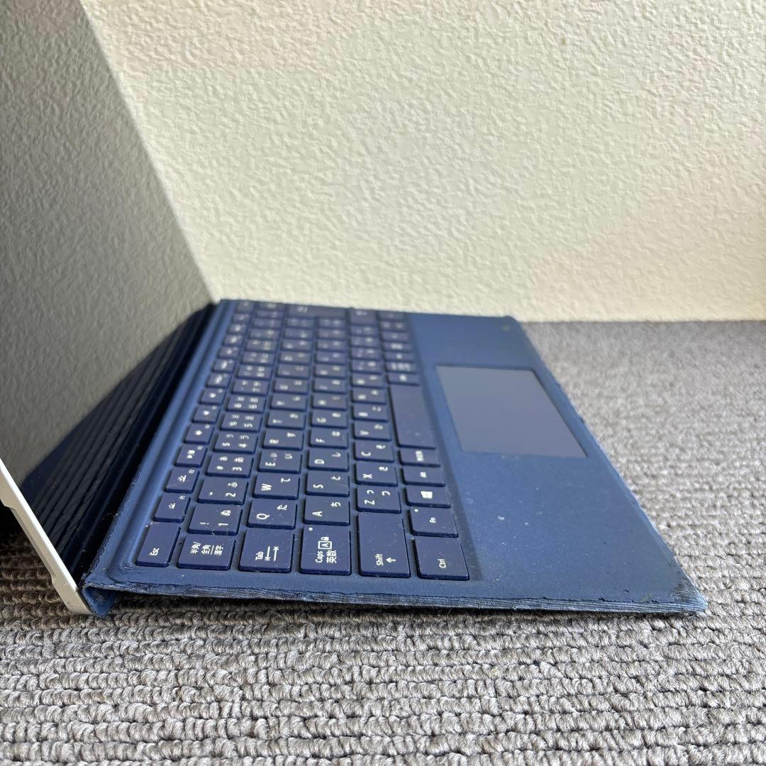 Surface Pro 4 m3-6Y30 メモリ4GB SSD 128GB