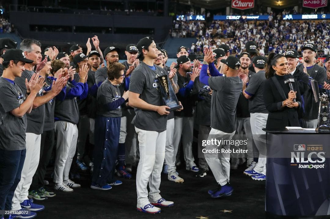 大谷翔平NLCS優勝記念Fanaticsロッカールームフーディ選手着用限定品L