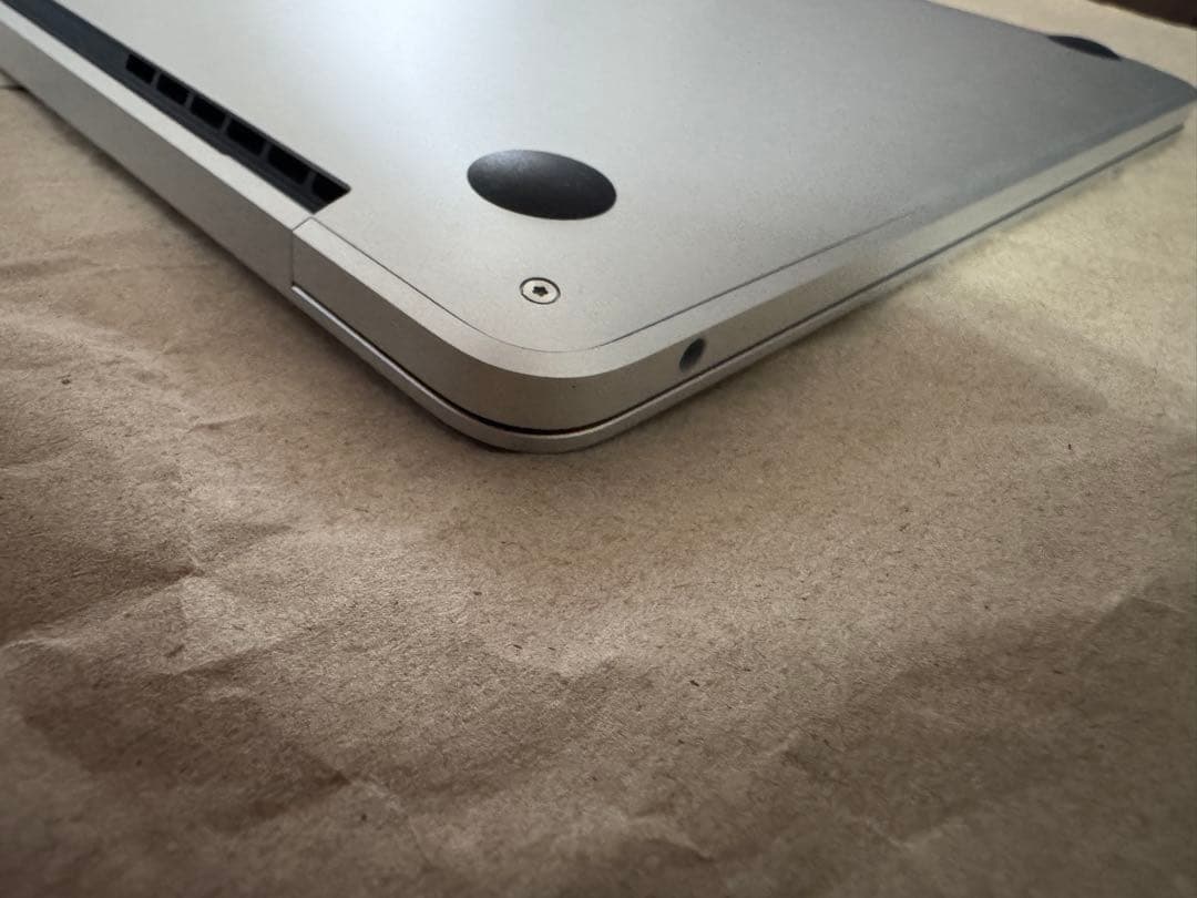 MacBook Pro 13インチ M1 8GB 256GB Spigenケース