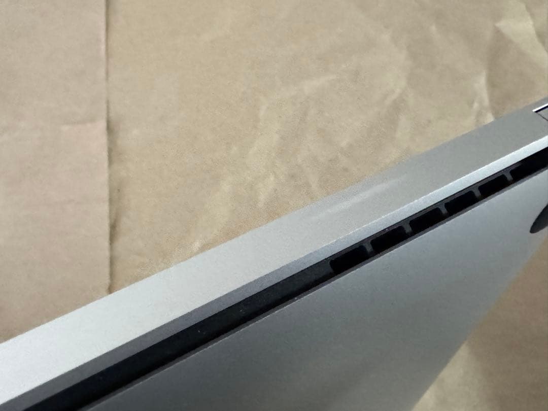 MacBook Pro 13インチ M1 8GB 256GB Spigenケース