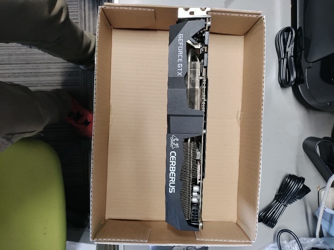 GTX1070Ti CERBERUS グラフィックボード　asus美品