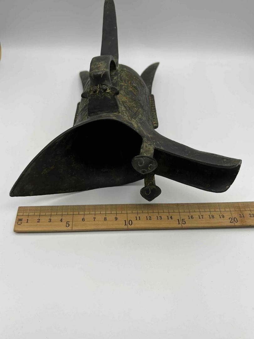 明時代 銅饕餮紋角型爵　酒杯　鑑賞物　置物　唐物　中国古玩(E-67)