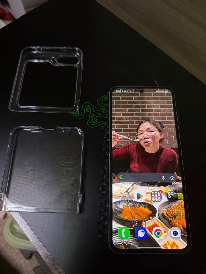 M*i様 Galaxy Z Flip 6 256GB ブラック クリアケース付き