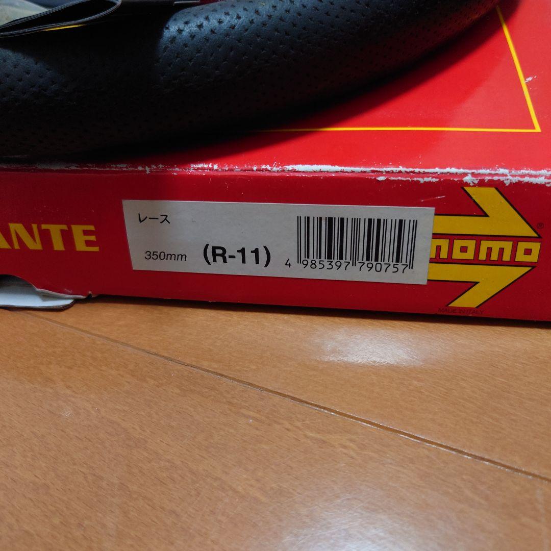 momo　ステアリング　スポーツ　レース350mm （R-11）
