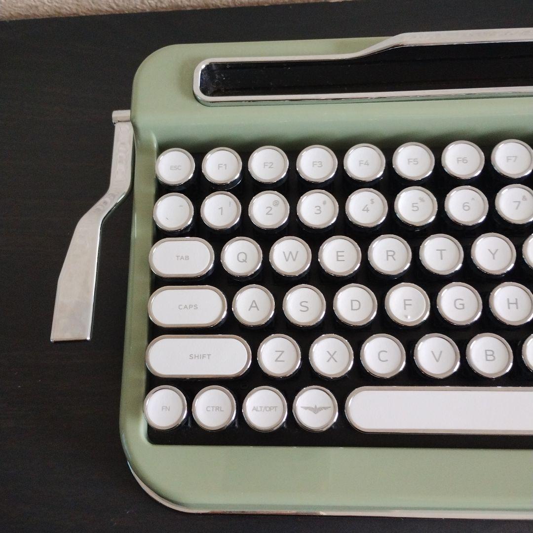 レトログリーンキーボード PENNA