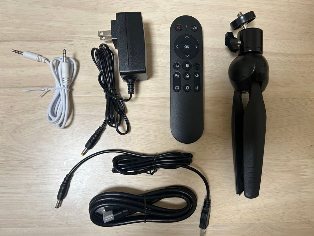 カベーニ スマホ型プロジェクター