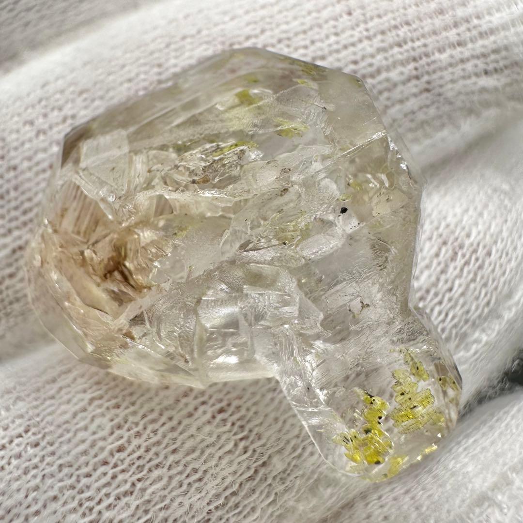 蛍光も！！　オイルイン　ハーキマーダイヤモンド　原石