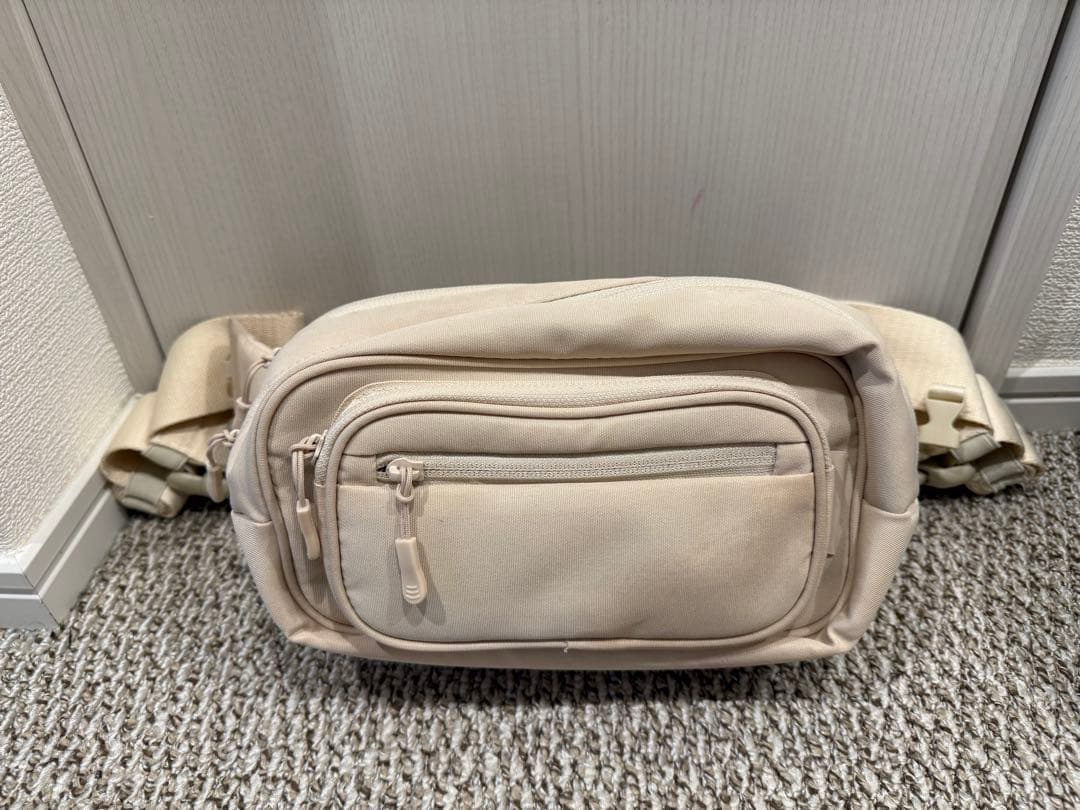 POMULU ヒップシート 美品