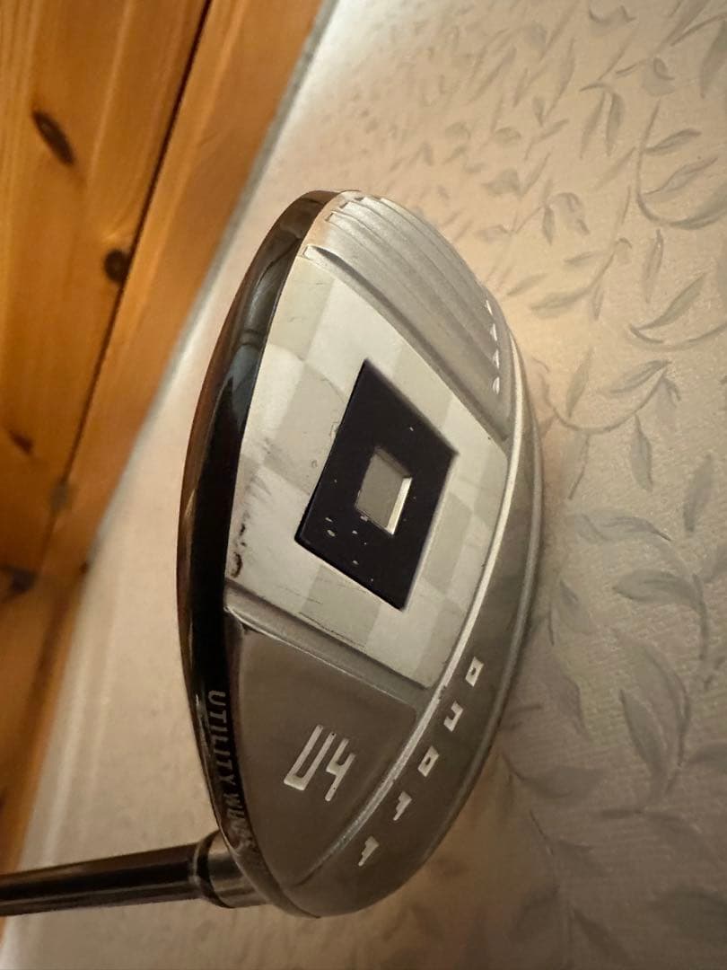 ONOFFレディ 2023 UT4