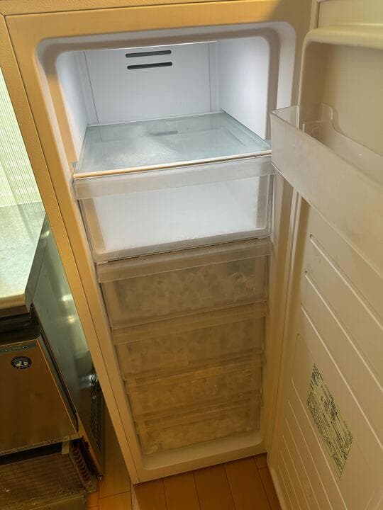 IRIS OHYAMA KUSN-14B 冷凍庫 142L(ホワイト)