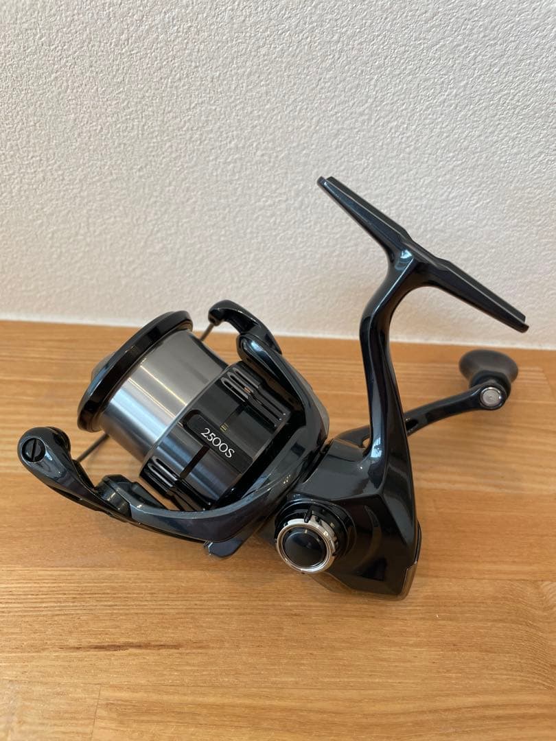 【極美品】シマノ 19ヴァンキッシュ 2500S