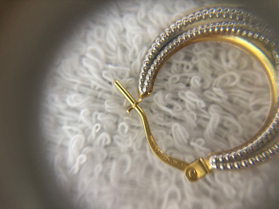 K18　ゴールド　ピアス　片耳　ウノアエレ　フープピアス