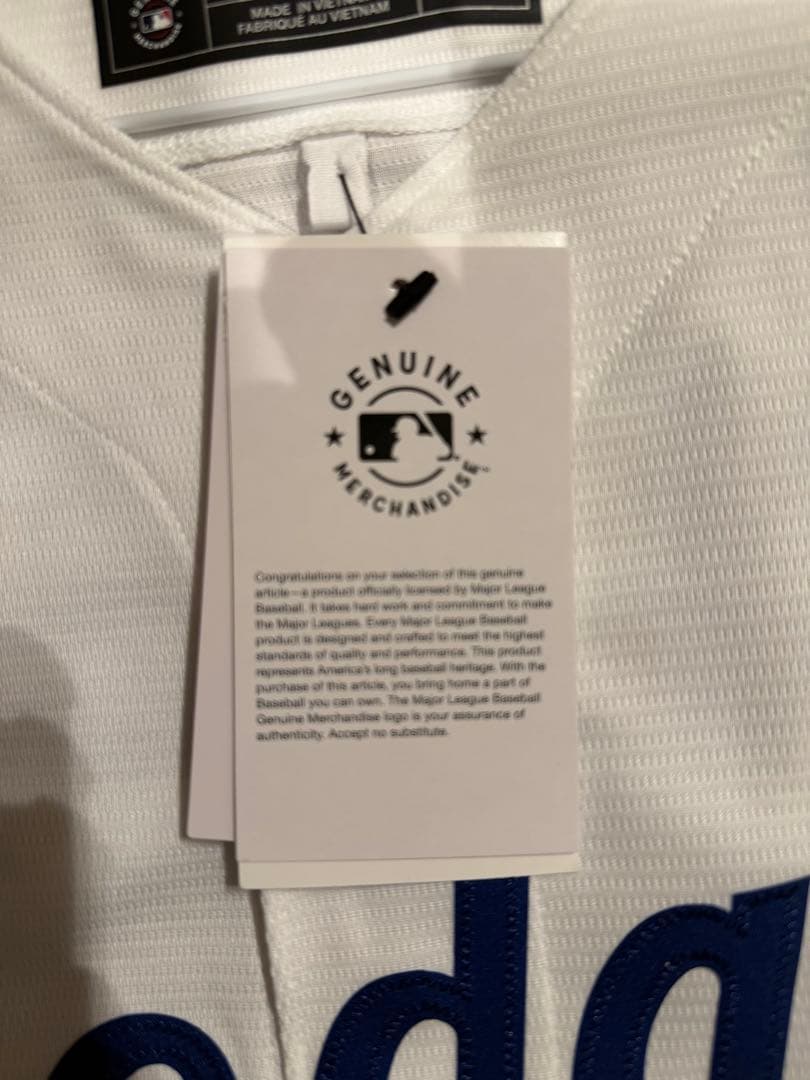 ロサンゼルスドジャース　ムーキーベッツ　ユニフォーム