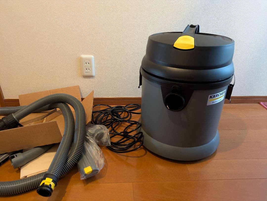 ケルヒャー　バキュームクリーナー　NT27/1