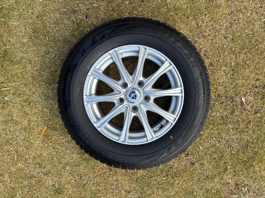 ブリヂストン Blizzak VRX2 15インチ タイヤホイールセット　スノー