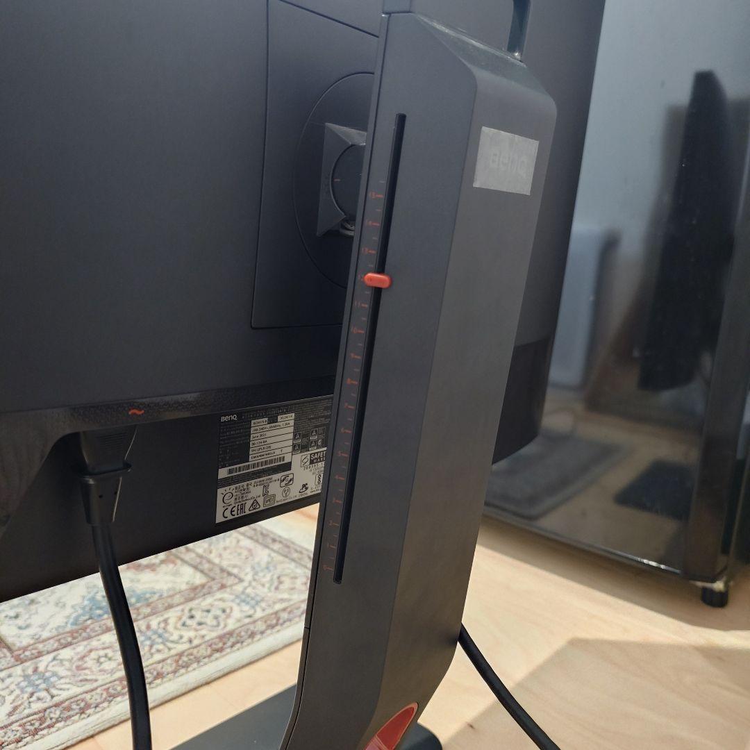 BenQ ZOWIE XL2411K 144Hzゲーミングモニター