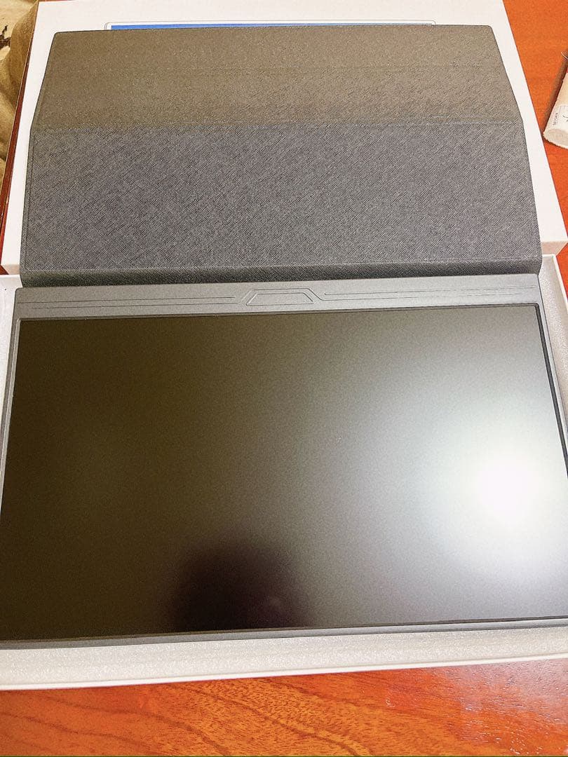 【新品】15.6インチ モバイルモニター