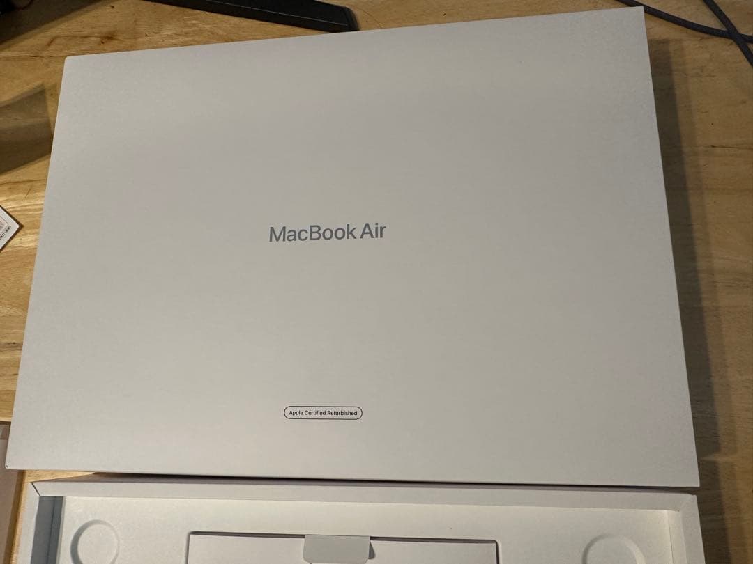Macbook Air M2 8GB\512GB 13インチ