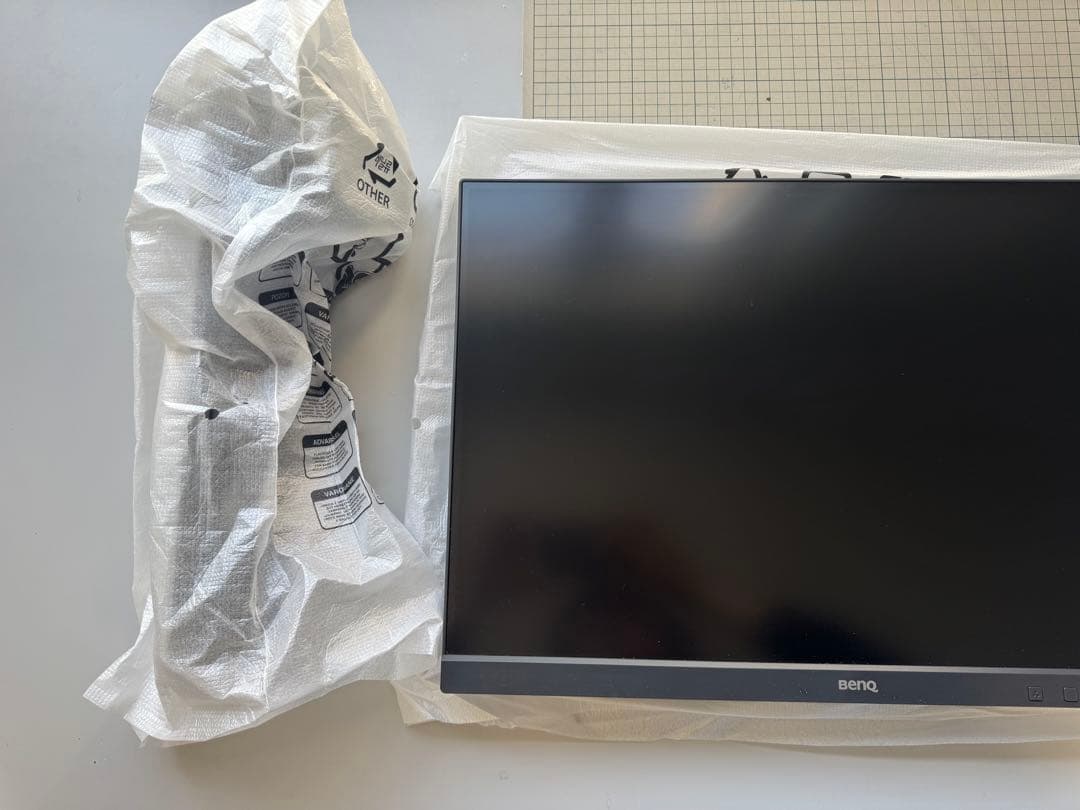 BenQ SW240 カラーマネジメントモニター 24.1インチ