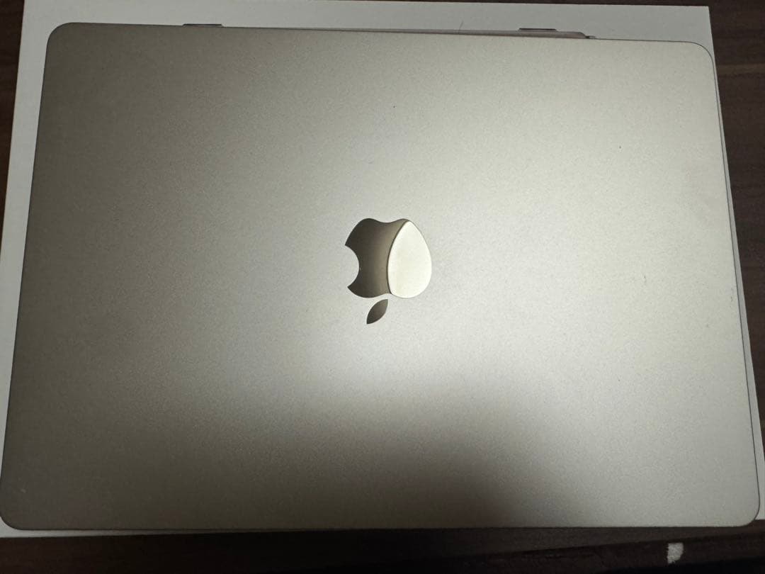 Apple MacBook Air M3 2024 13インチ