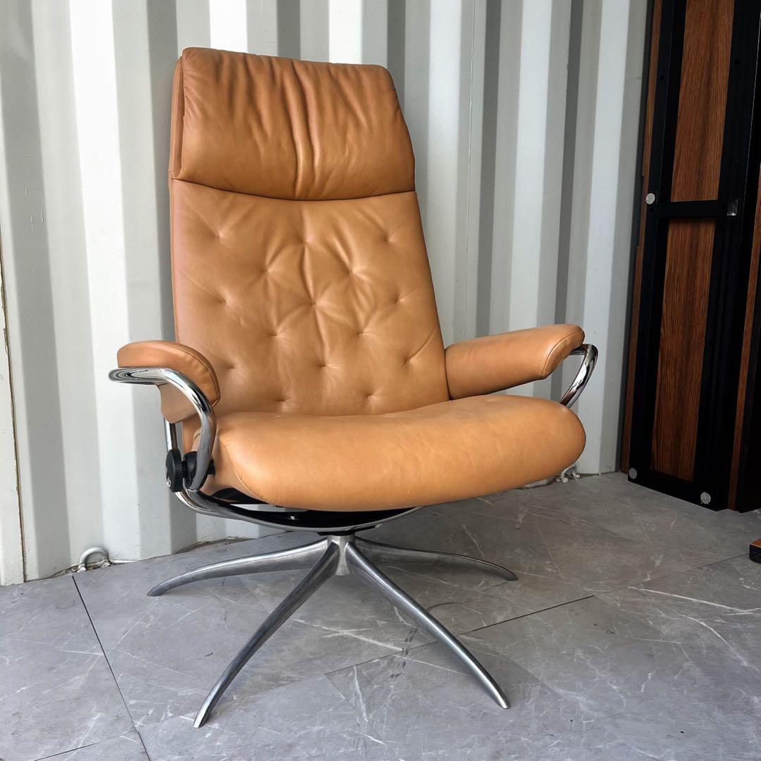取付無料！エコーネス ストレスレスチェア メトロスター 本革キャメルチェア✨
