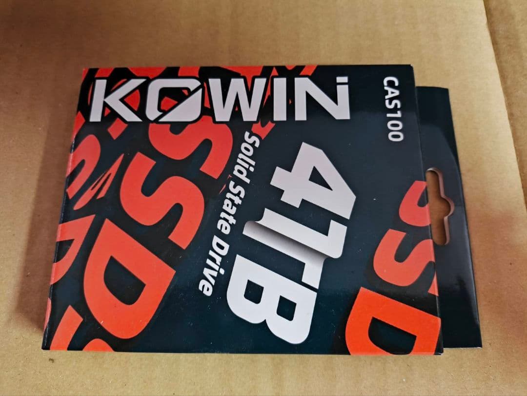 Kowin社製 4TB SSD