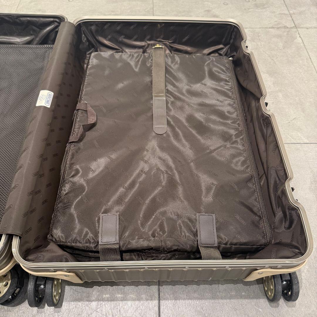 RIMOWA（リモワ）／TOPAS TITANIUM／シャンパンゴールド