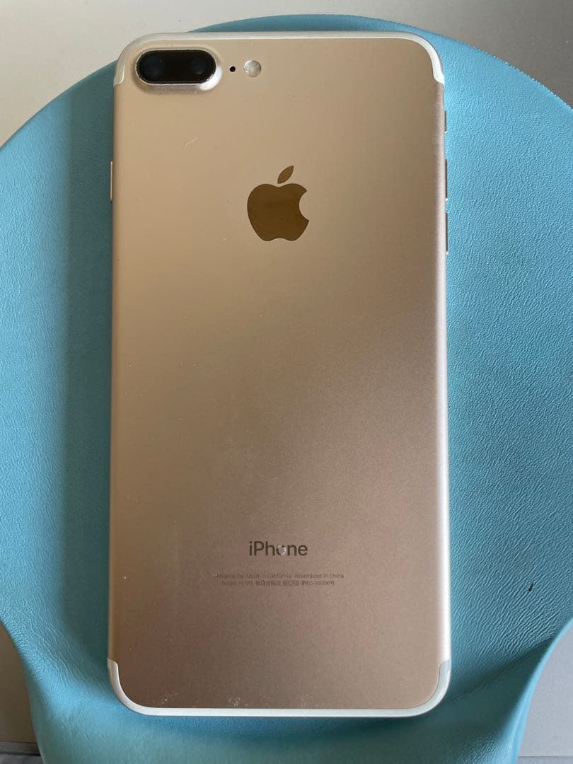 【新品液晶】iPhone 7 Plus Gold 256GB SIMフリー
