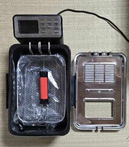 揚げ物　機械　卓上フライヤー 　ステンレススチール製 温度調節機能付き⭐注意⭐