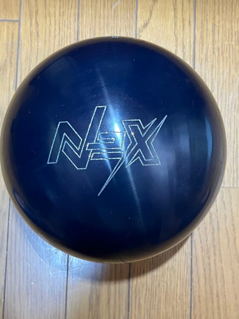 PHYSIX BLACKOUT ボウリングボール15ポンド