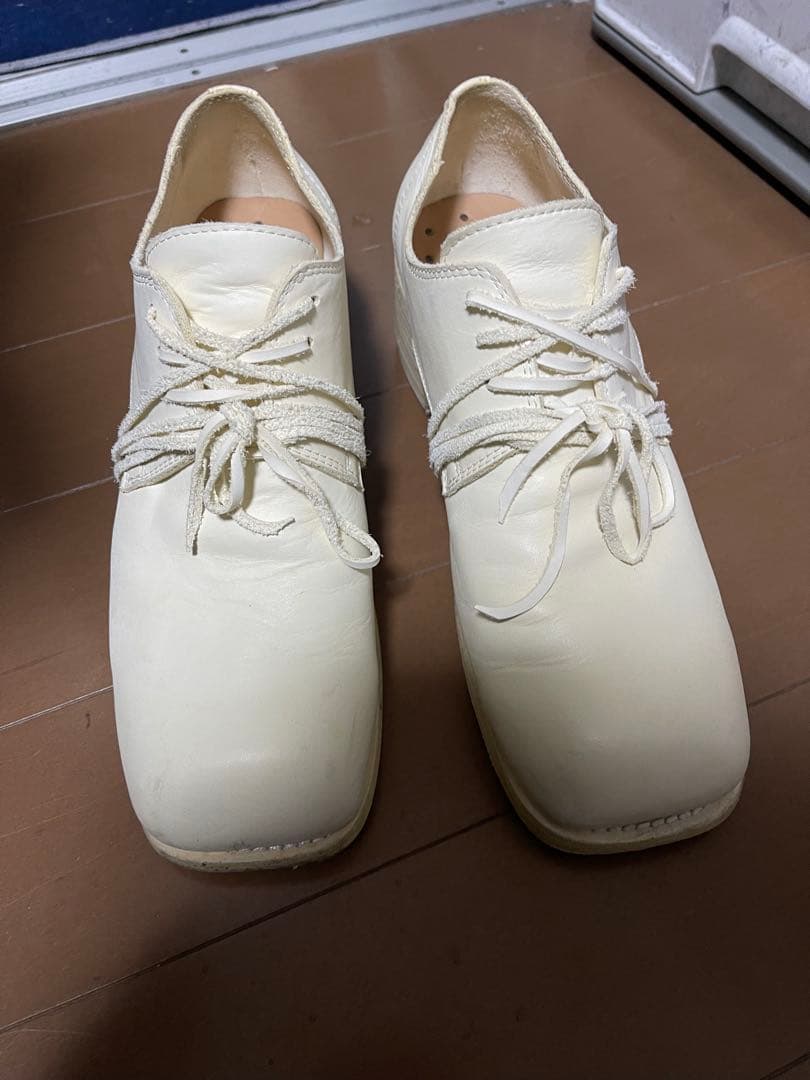 極美品　GUIDI 9082白色のレザーダービーブーツ