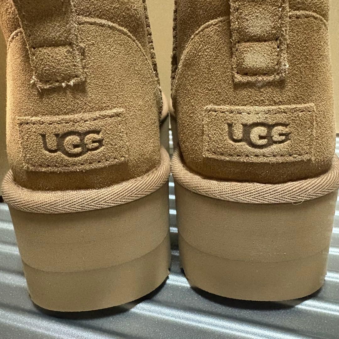 【新品】UGG アグ　クラシックウルトラミニ　チェスナット US8