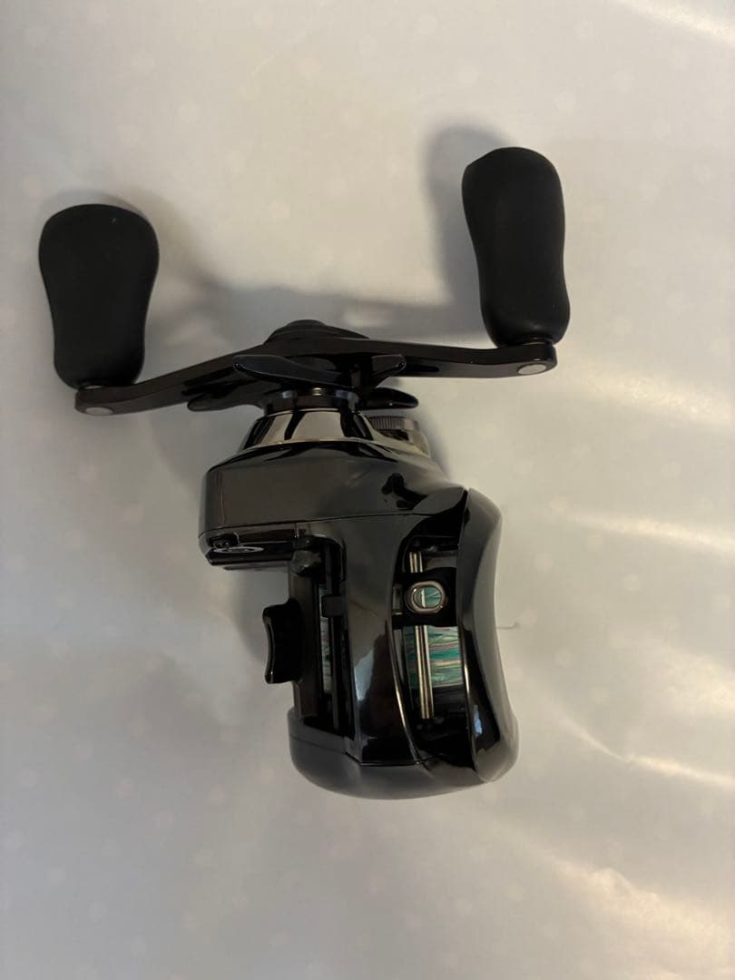 シマノ 23 アンタレスDCMD XG (右)