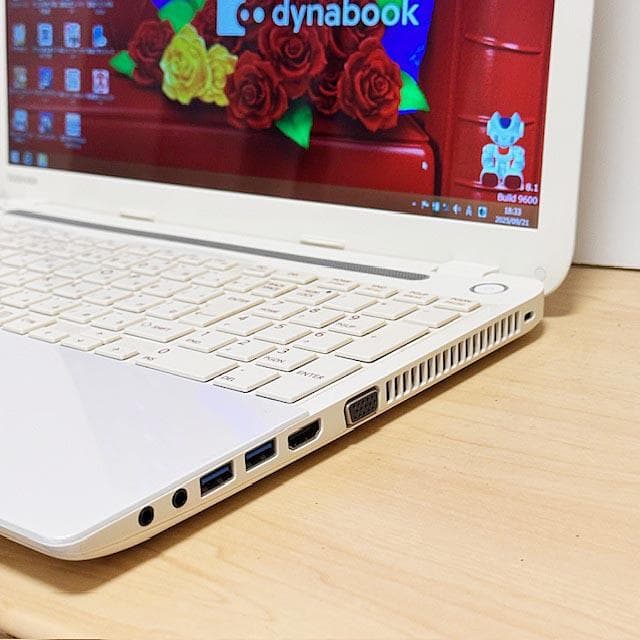 東芝 dynabook Satellite B754/66LW テンキー