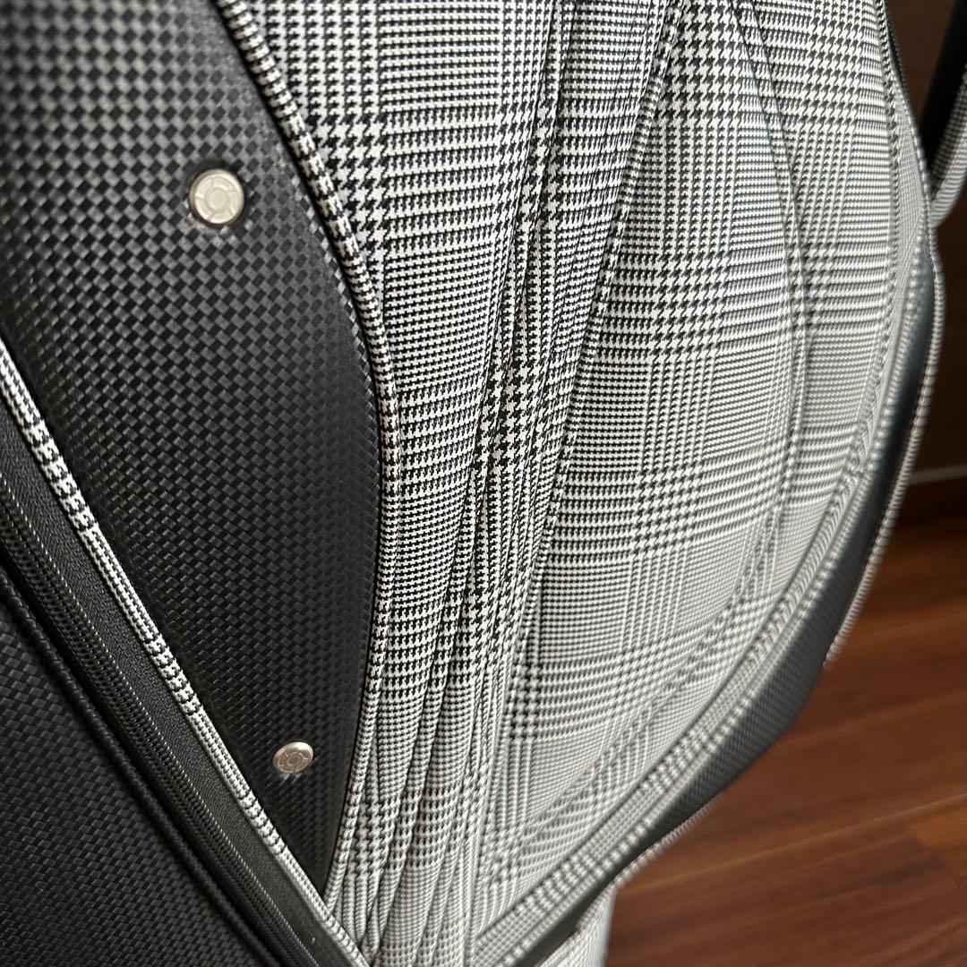 美品 XXIOゼクシオ キャディバッグ 千鳥格子柄 グレー系9.5型