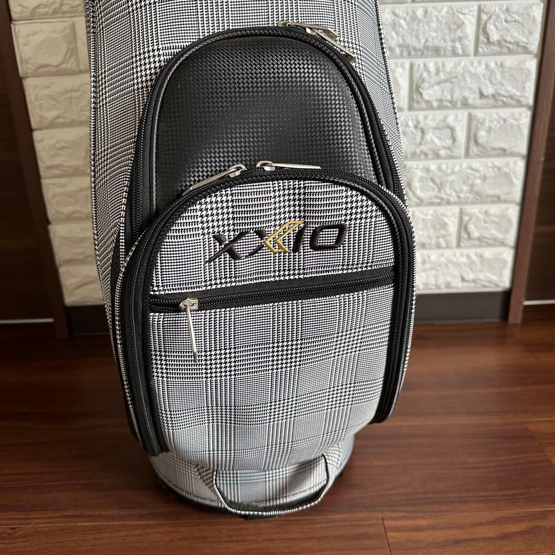 美品 XXIOゼクシオ キャディバッグ 千鳥格子柄 グレー系9.5型