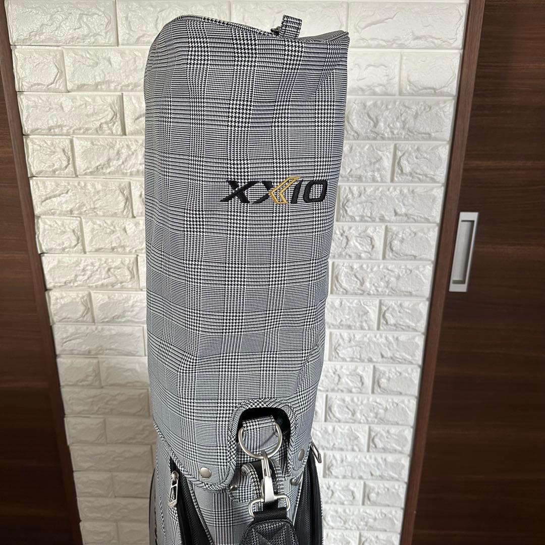 美品 XXIOゼクシオ キャディバッグ 千鳥格子柄 グレー系9.5型